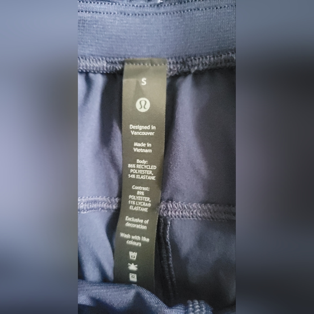Lululemon MENS SMALL SHORTS NWT